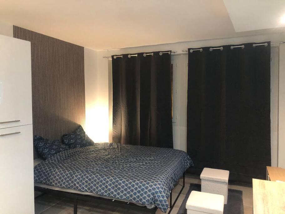 Studio Confortable Avec Balcon Villeneuve-sur-Lot Eksteriør billede