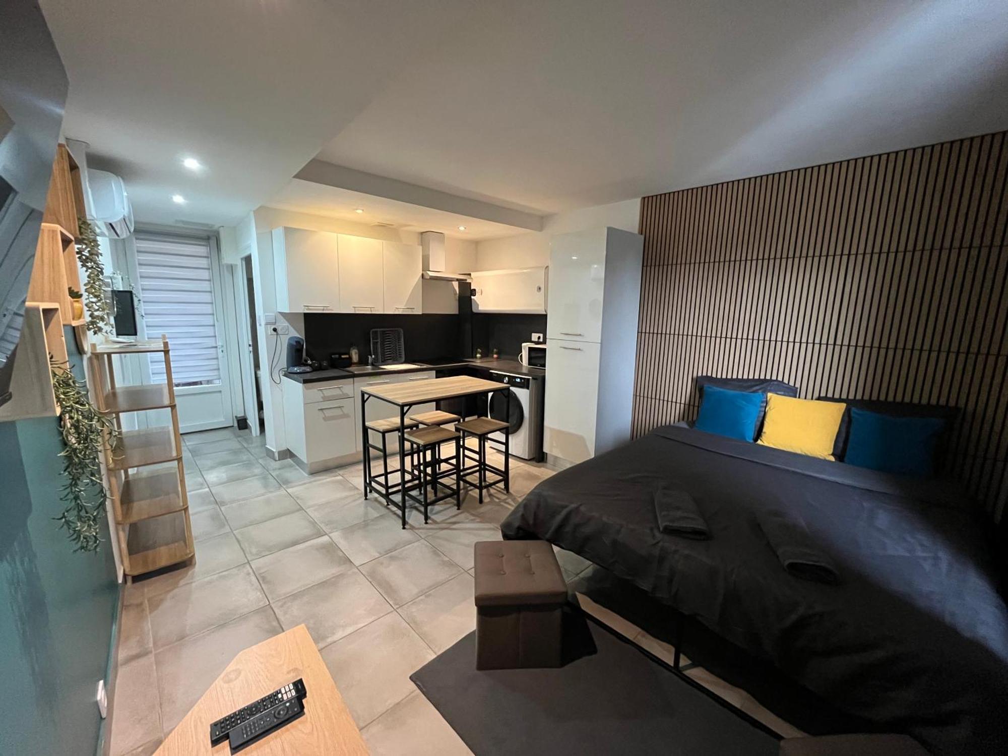 Studio Confortable Avec Balcon Villeneuve-sur-Lot Eksteriør billede
